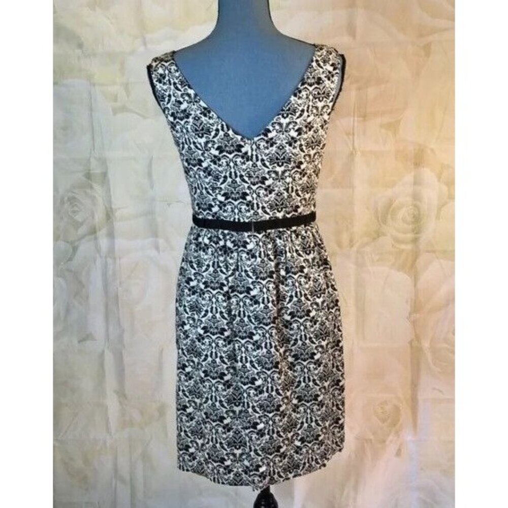 Ann Taylor Loft A-line Dress V back Black & White Sleeveless Size 2 - Picture 2 of 9